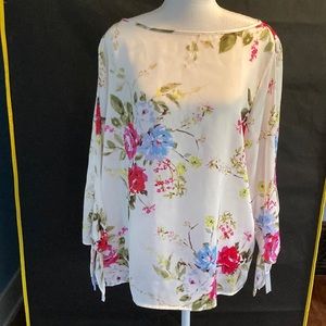 Tahari top